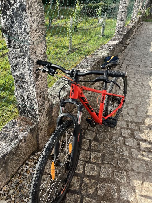 Ktm vermelha para adolescente tamanho das rodas 24