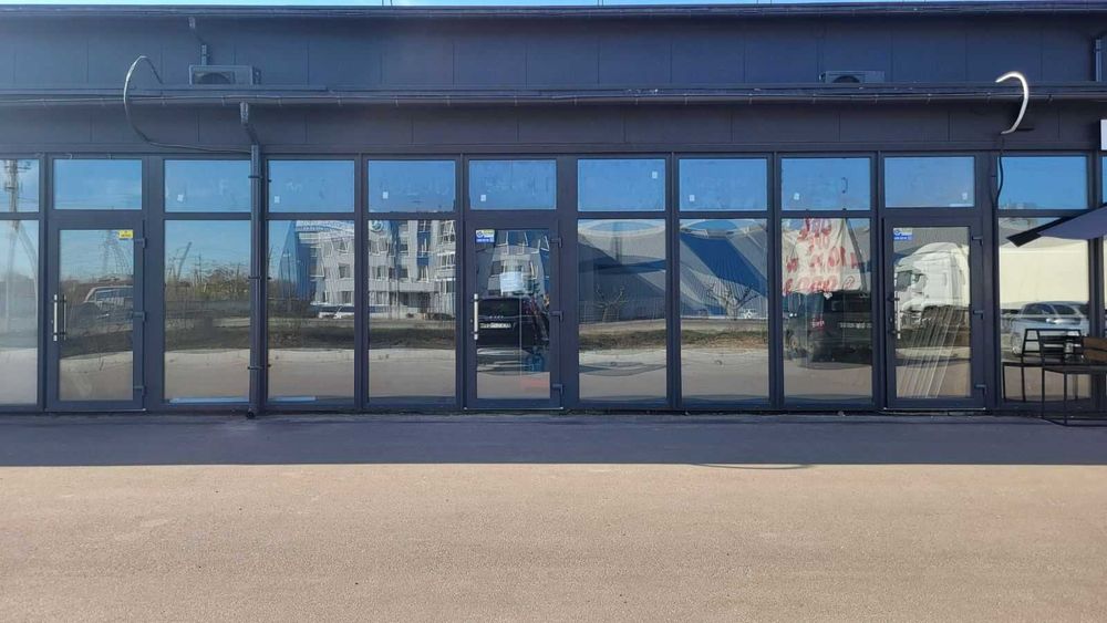 Оренда приміщення 36м.кв. Оренда фасаду 18м.кв. Торгмаш. Бровари.