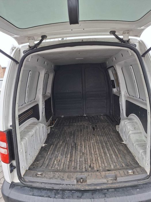 Samochód VW CADDY Maxi 1,6 TDI