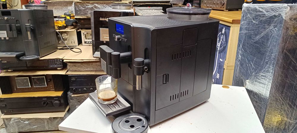 Кавомашина siemens eq 7 plus (так як приїхала)