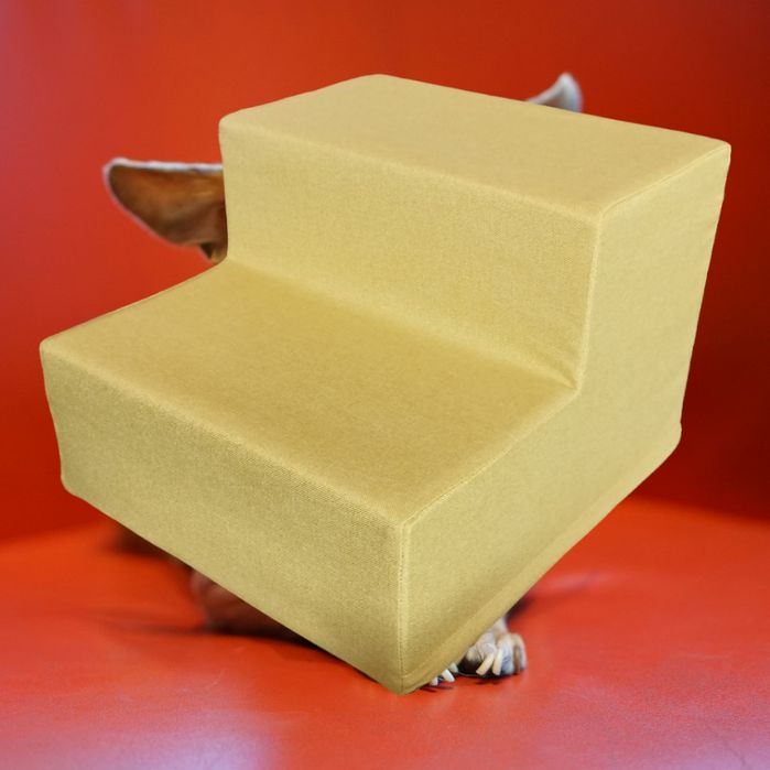 Продам лесенку-пандус для котів та собак, колір жовтий. Зручні сходинк