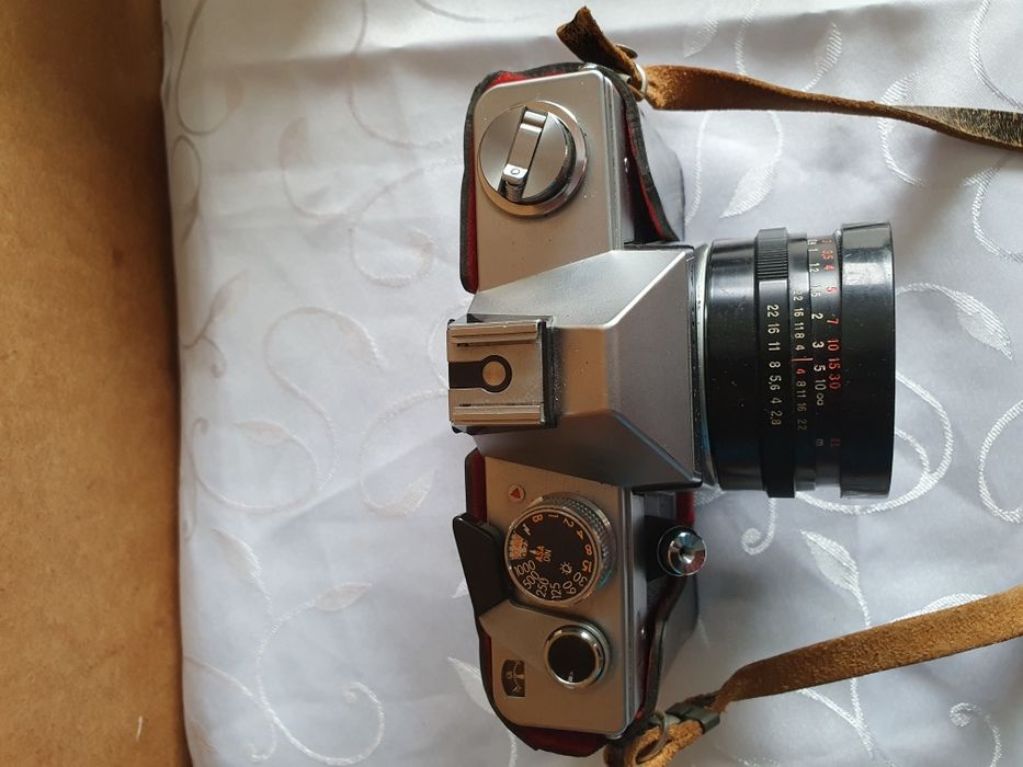 Sprzedam aparat Practika PRL plus lampa  Toshiba