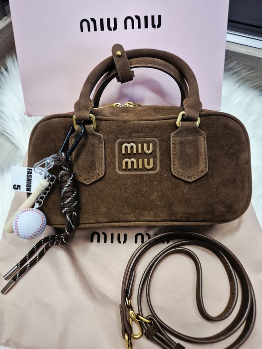 сумка miumiu 23×12 замш