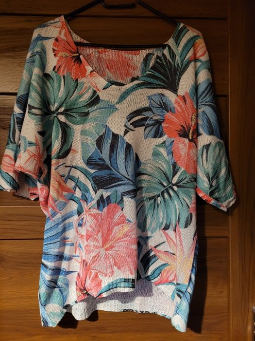 Bluzka sweterkowa L kwiaty