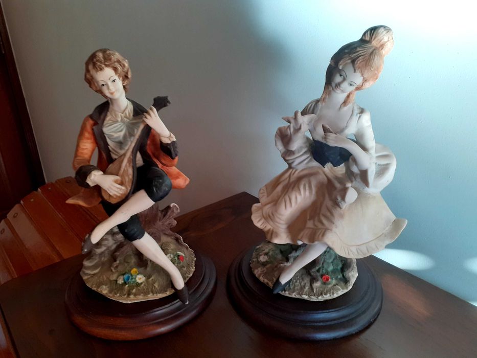 Estatuetas em marfinite