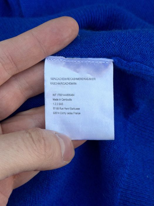 Niebieski kobaltowy kaszmirowy sweter w serek, 100% kaszmir, rozmiar M