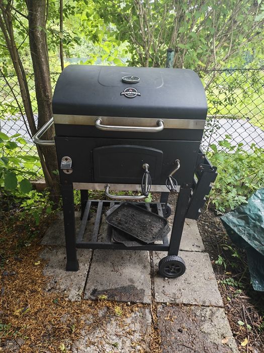 Grill ogrodowy używany