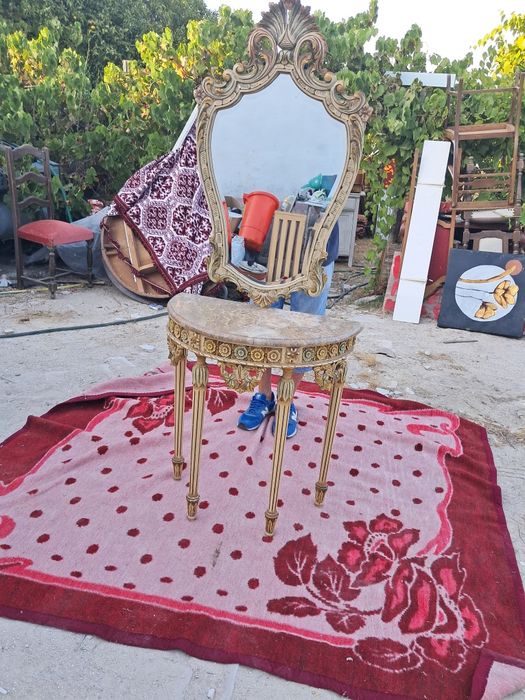 Credencia em pedra com espelho vintage