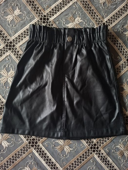 Spódniczka apelowa roz 140