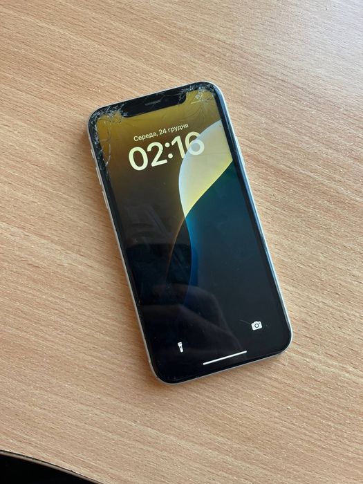 Apple Iphone XR 64GB White Bypass на запчастини або відновлення