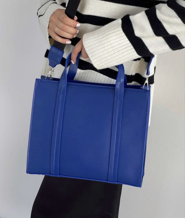 Сумка синього кольору