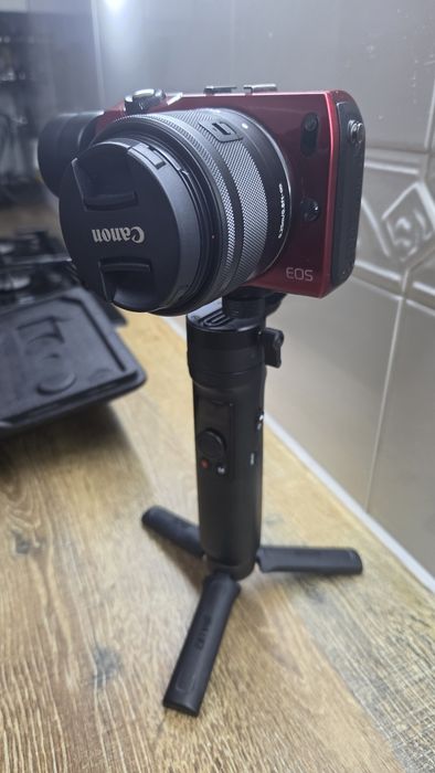 Zhiyun Crane M2 — Estabilizador Gimbal 3 Eixos | Câmara + Telemóvel