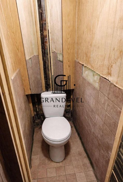 Продаж 2к квартири вул. Йорданська 4а, Оболонь