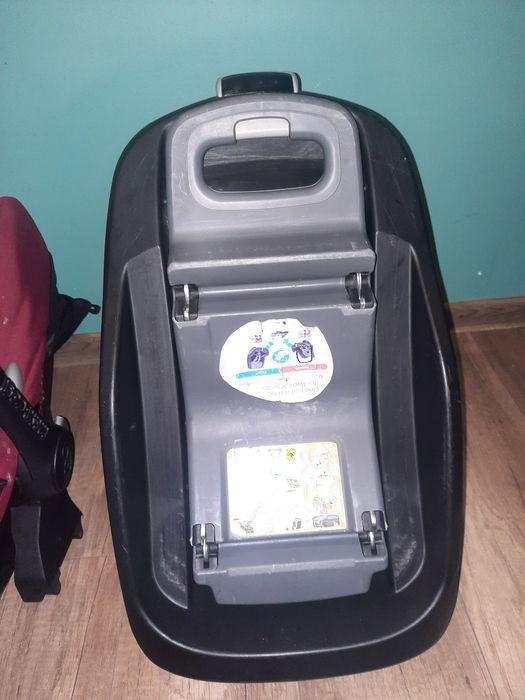 Fotelik Maxi Cosi CabrioFix Pearl baza FamilyFix izofix