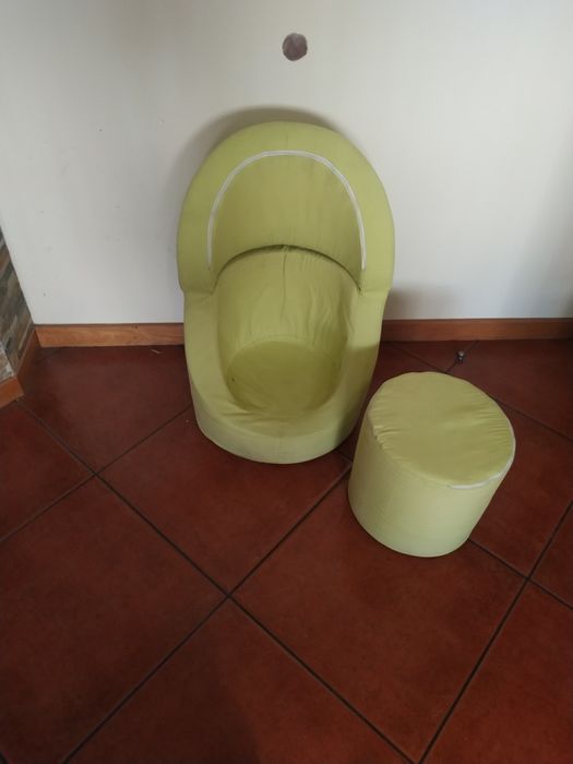 Puff de criança em verde