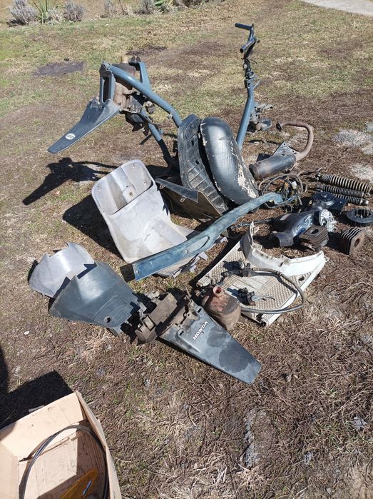 Підгазетник хонда діо 27 28