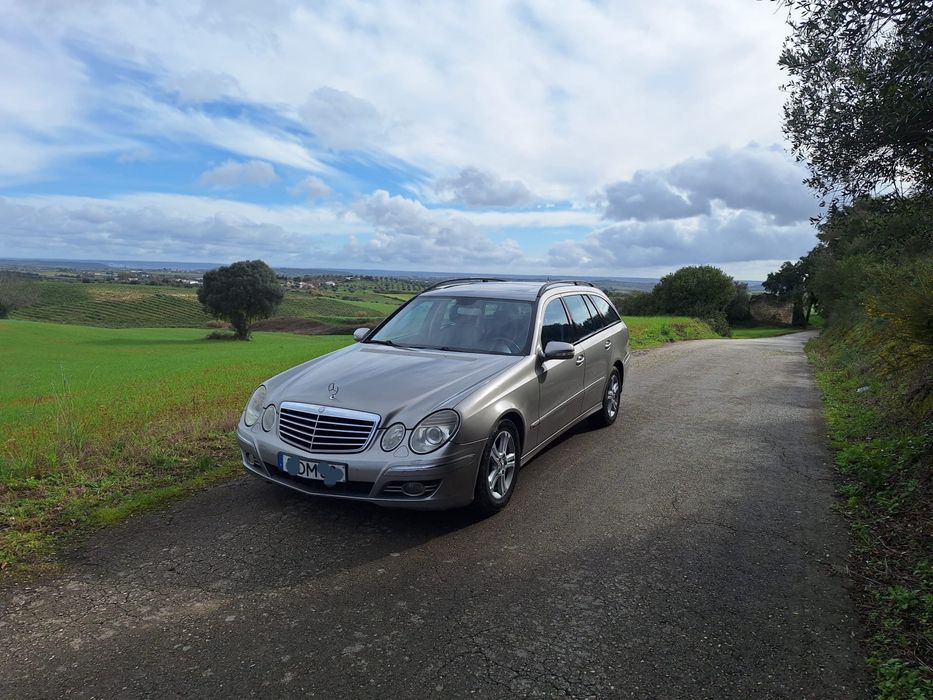 Mercedez Benz E 220