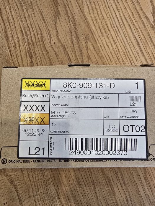 Włącznik zapłonu / stacyjka 8K0-909-131-D