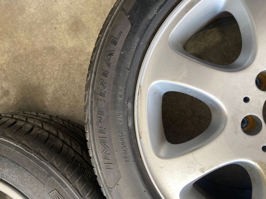 Jantes Mercedes com pneus R16