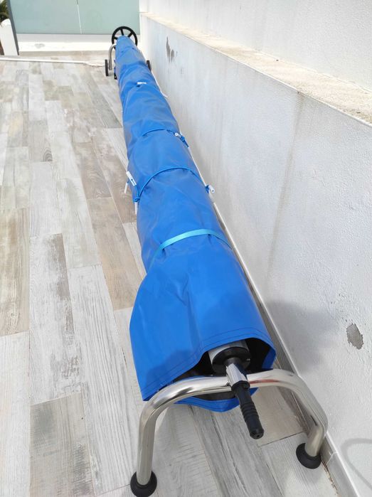 vendo manta térmica GB 800 micras sol guard + enrolador, para piscina