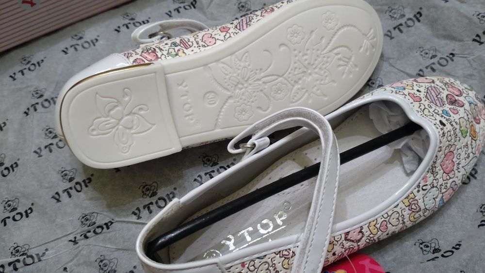 Школа!Нові! Туфлі балетки лодочки,шкіра,26-31розмір