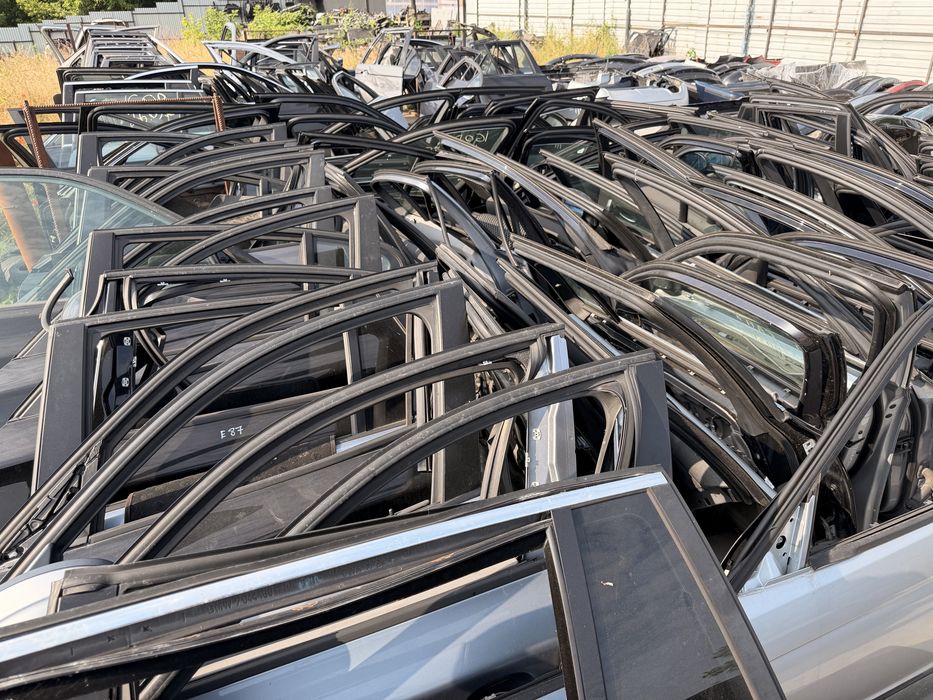 Двері Дверка BMW E39 E46 E53 E60 E61 E65 E70 E83 E87 E90 E91 F10 F11