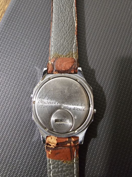 Часы электроника 5