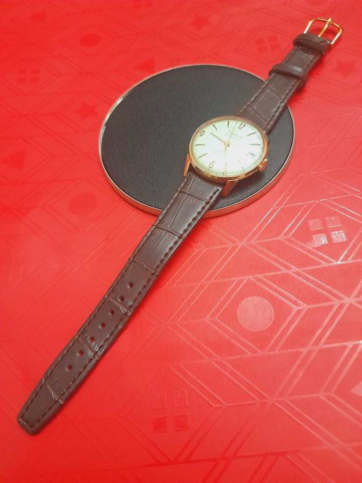 Relógio Vintage  CAUNY Calendário Corda Manual