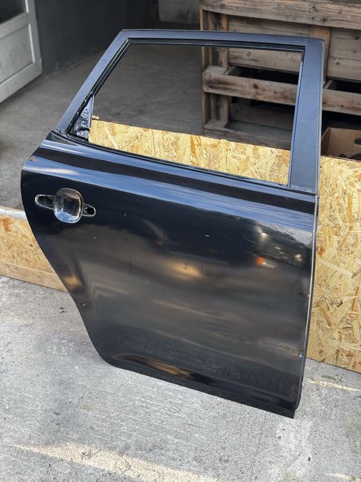 Двері Kia Ceed 2007 2008 2009 хетчбек