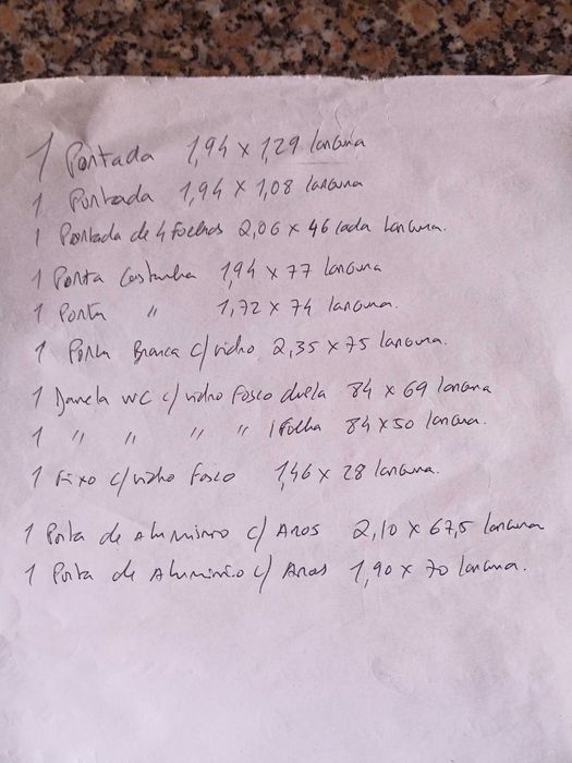 Portas e janelas usadas madeira