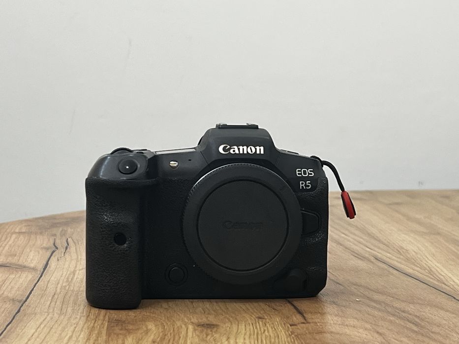 Canon eos R5 como nova