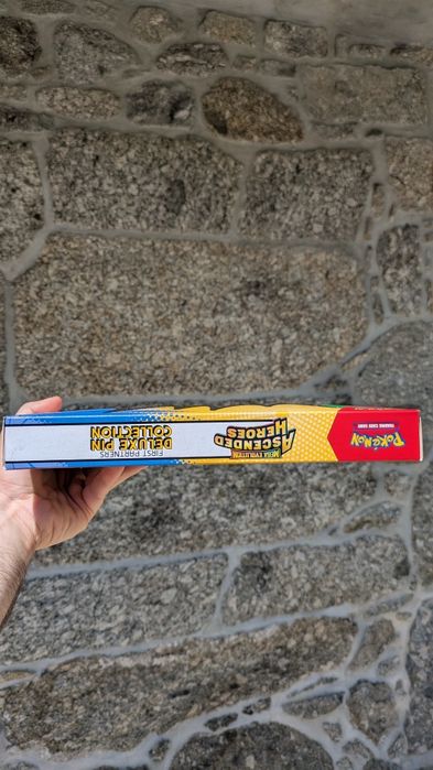 Pokémon TCG: First Partners Deluxe Pin Collection