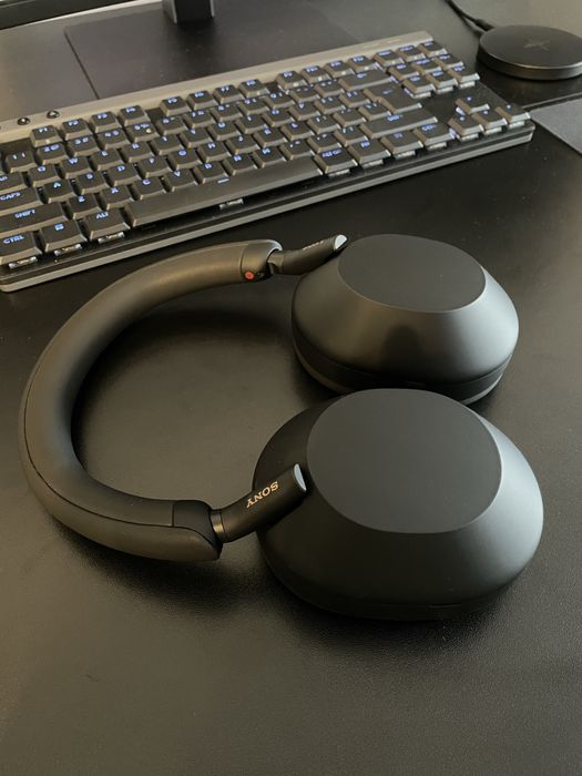 Słuchawki Sony WH-1000XM5 czarny, słuchawki wokółuszne