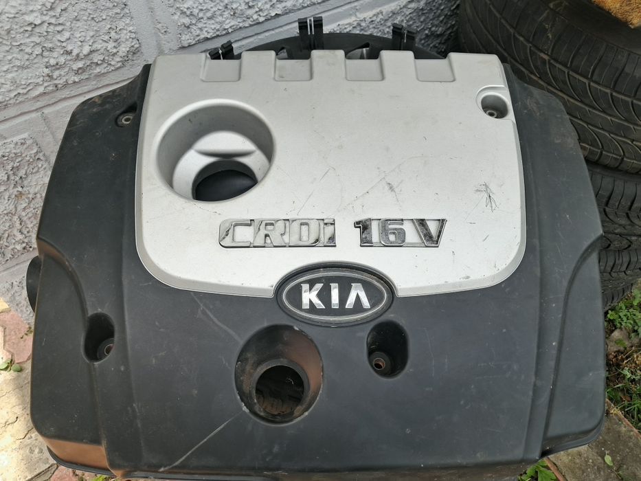 Кришка двигуна КІА