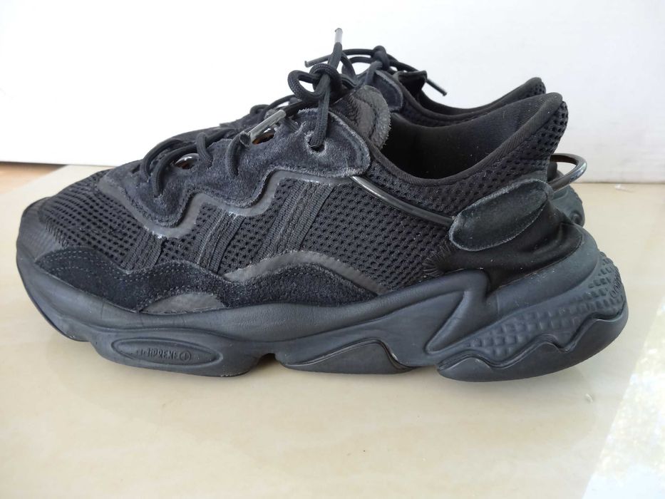 Buty ADIDAS OZWEEGO roz 42 2/3 Sportowe Adidasy