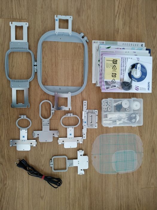 Hafciarka Brother VR (16h) + akcesoria+ stolik