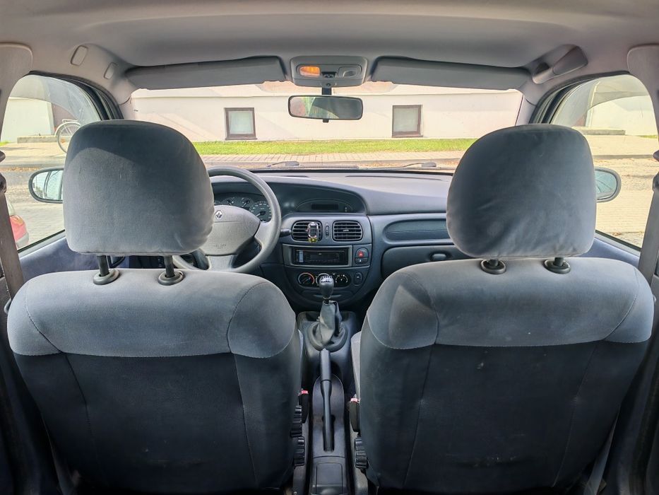 Sprzedam Renault Megane rocznik 2002