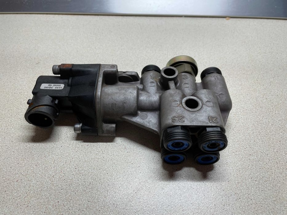 Zawór podnoszenia - KNORR-BREMSE - AE1141 - K015384