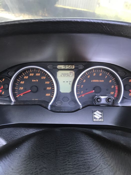Сузуки скайвей 400