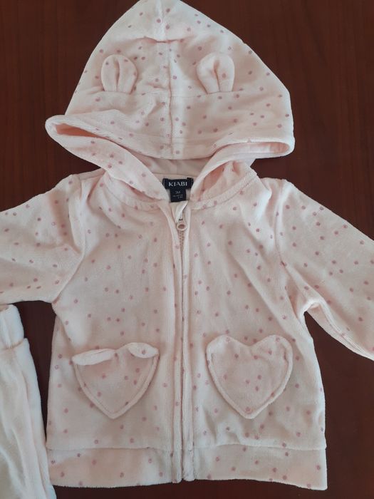 Dwa komplety bluza plus spodnie dla dziewczynki