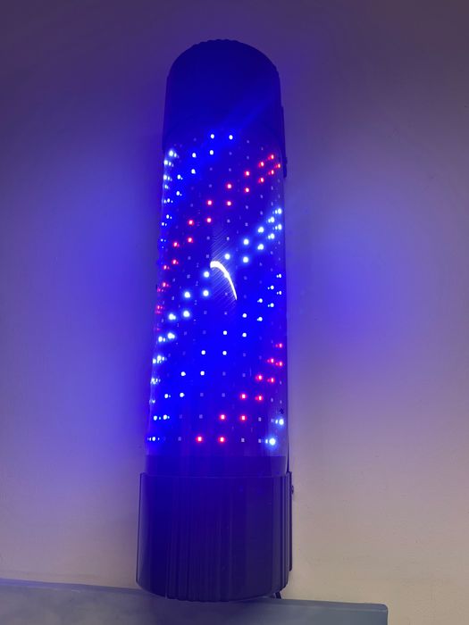 Poste luminoso LED rotativo para barbearia – excelente estado