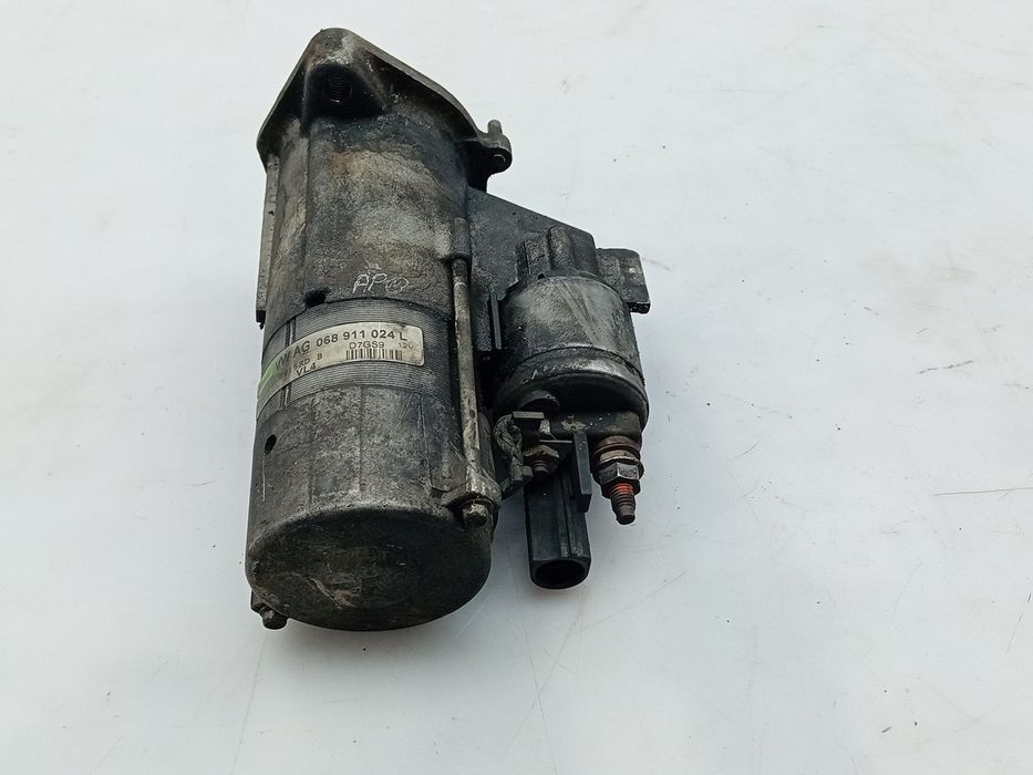 Motor de arranque AUDI A4 (8E2, B6)