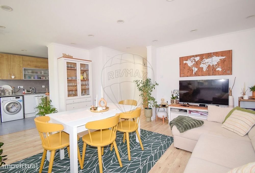 Apartamento T2 para venda — Póvoa De Santo Adrião E Olival Basto, Lisboa