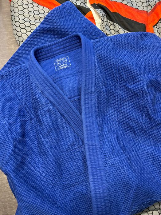 judogi niebieska