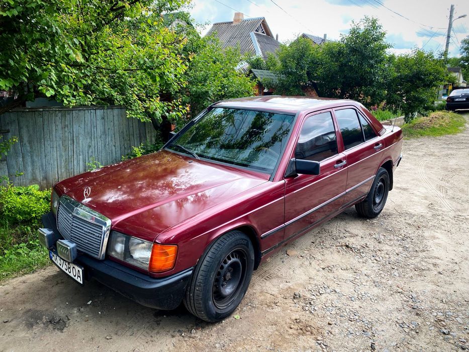Mercedes Benz 190