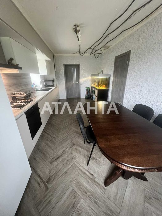 Прдается дом с ремонтом