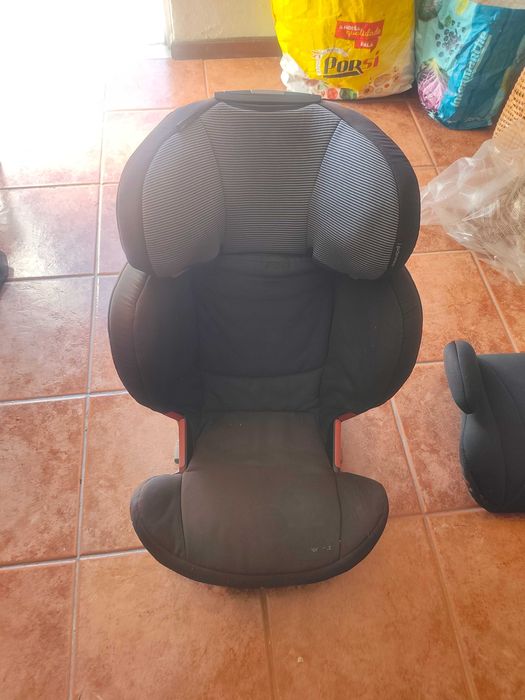 Cadeira automóvel criança