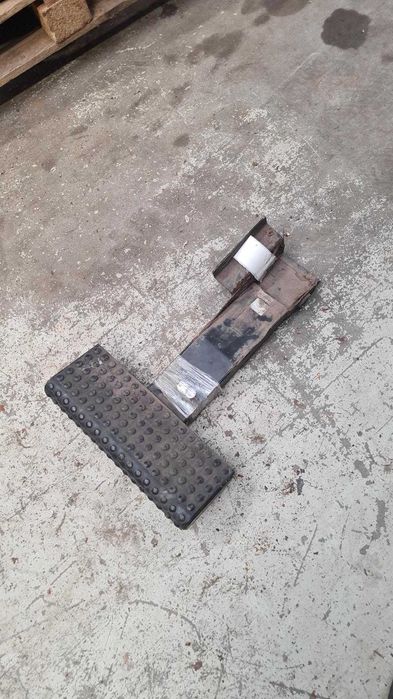 Land Rover Discovery 300 Pedal traseiro