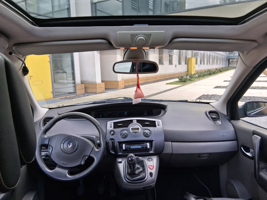 Renault Scenic 2005 rok 1,6 benzyna gaz siedem miejsc