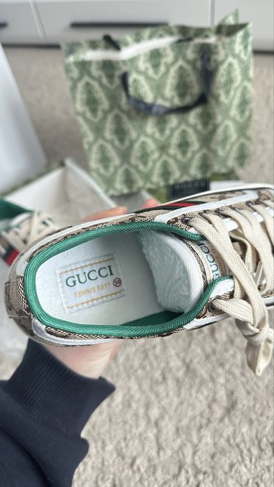 Ліквідація залишків ціна нижче собівартості кеди 38р остання пара